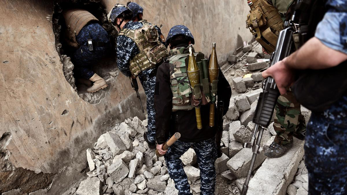   "استسلام عشرات الدواعش" في الموصل
