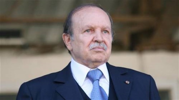   الرئيس الجزائري يؤكد رغبته في تعزيز التعاون بين بلاده واليونان