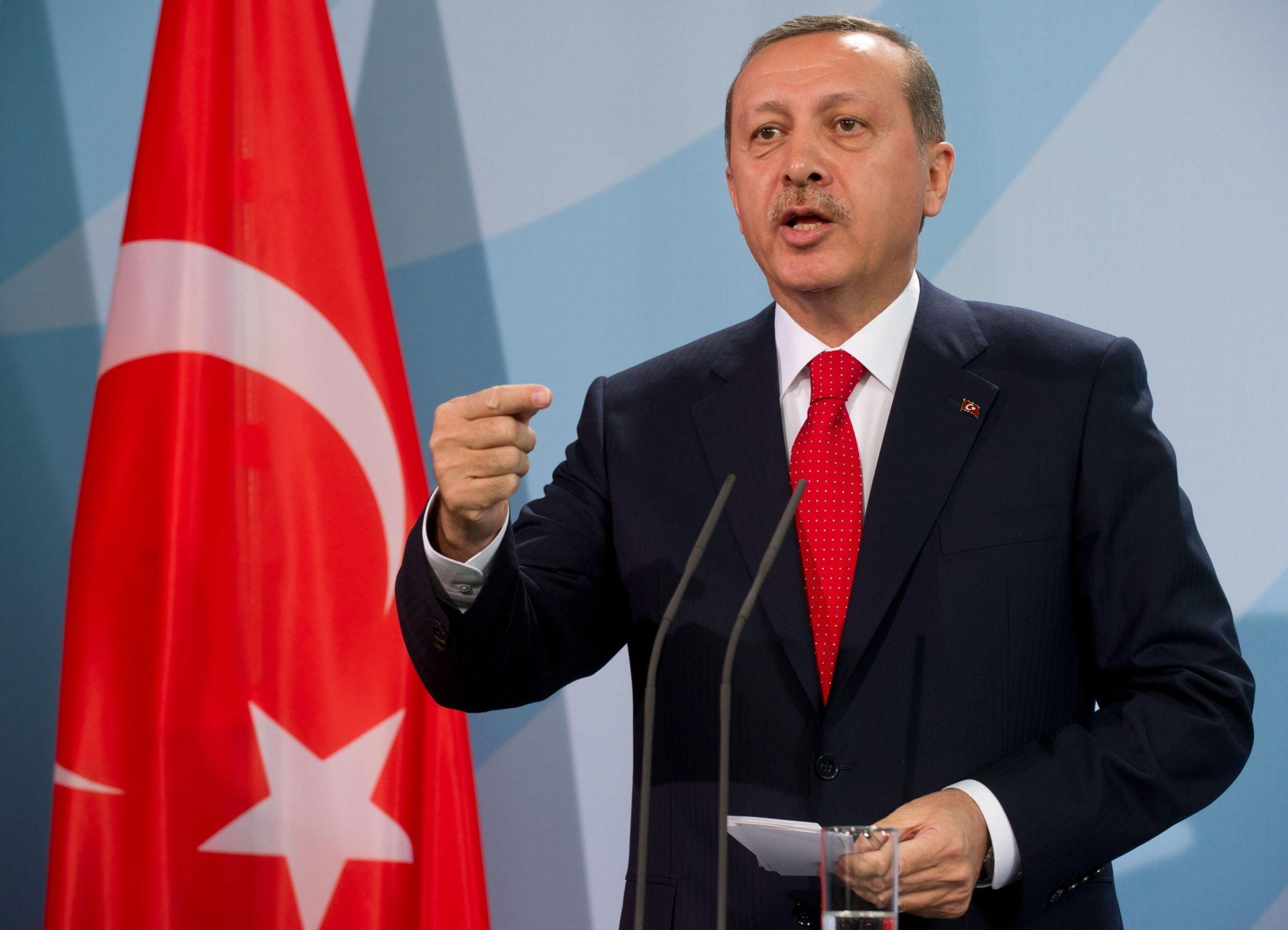   أردوغان: قرار العدل الأوروبية بحظر ارتداء الحجاب في مكان العمل ..حملة صليبية ضد الإسلام