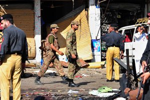   مقتل 5 جنود باكستانيين في هجمات لمسلحين قرب الحدود مع أفغانستان
