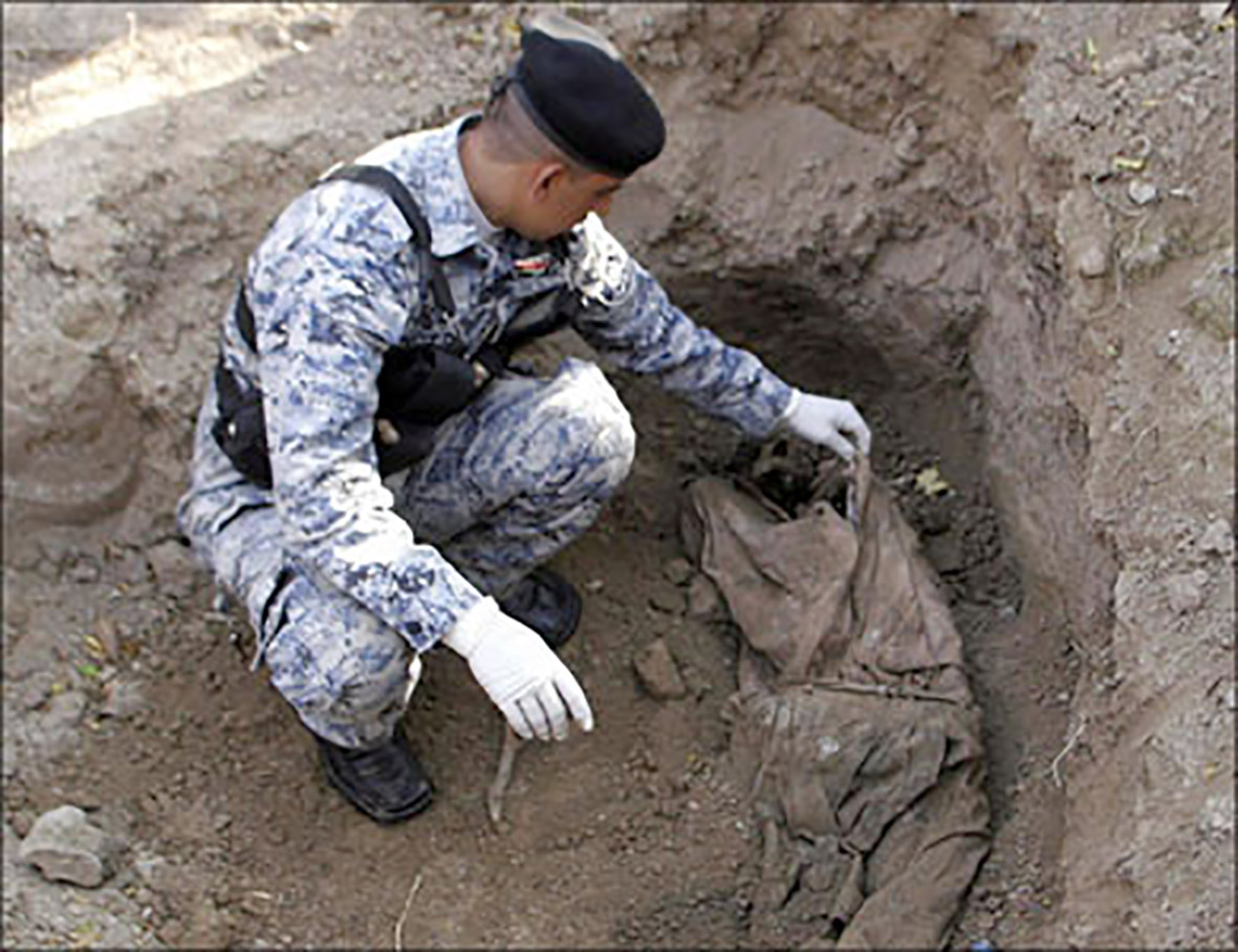   السلطات العراقية تكتشف مقبرة جماعية تحوى جثث ضحايا لداعش