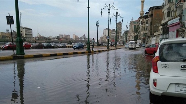   بالفيديو.. لجنة تحقيق بعد غرق شوارع الكويت فى مياه الأمطار