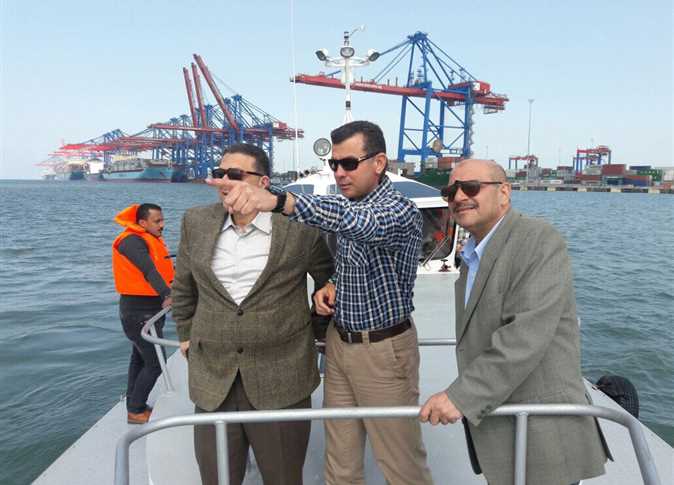   وفد مجلس الأعمال المصري الكازاخستاني يتفقد ميناء شرق بورسعيد للتعرف على فرص الاستثمار به