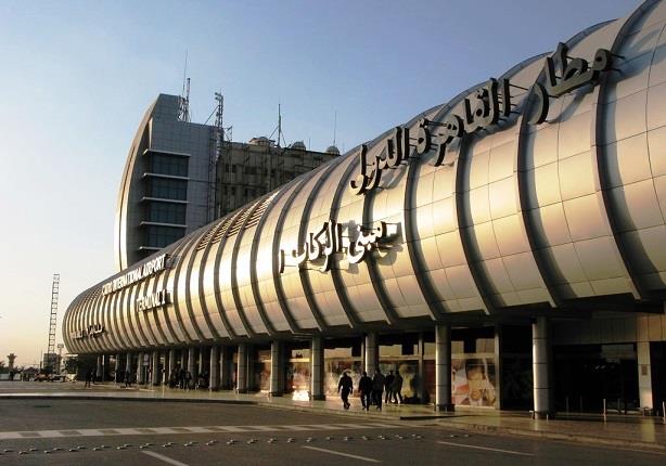   إعدام شحنة كتاكيت بمطار القاهرة