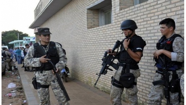  عصابة برازيلية تقتحم شركة نقل أموال بجنوب شرق الباراجواي
