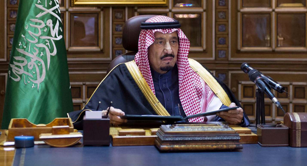   قبل استقبال السيسي.. الملك سلمان يلغى الإجراءات التقشفية بالسعودية