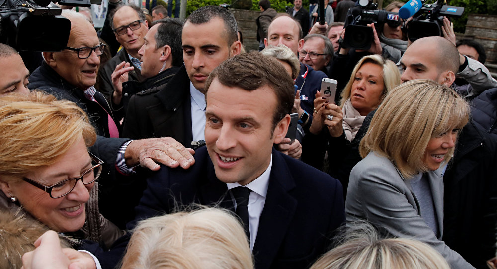   ماكرون ولوبان يتأهلان للجولة الثانية من الانتخابات الفرنسية