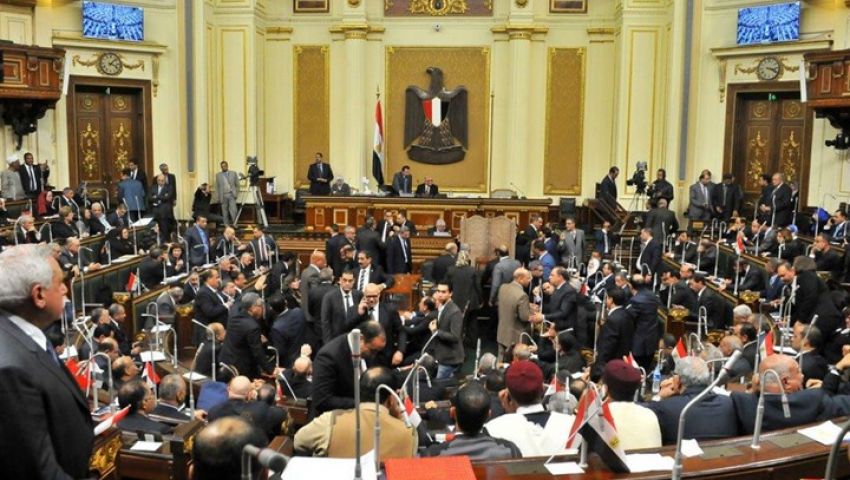   نواب: هل يؤثر قانون الطوارئ على الاقتصاد المصري؟