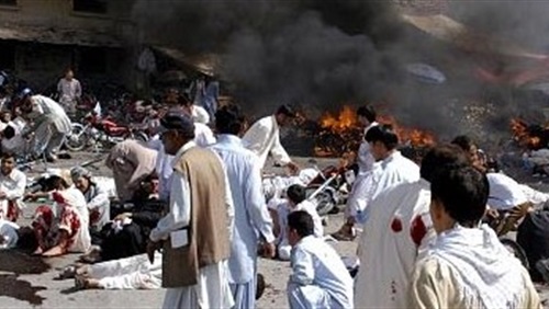   مقتل 6 أشخاص وإصابة 20 آخرين في تفجير انتحاري بباكستان