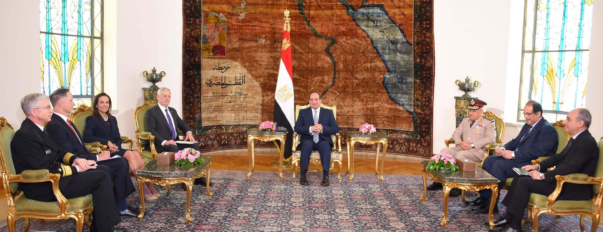   صور| وزير الدفاع الأمريكي: مصر تدعم الاستقرار في الشرق الأوسط