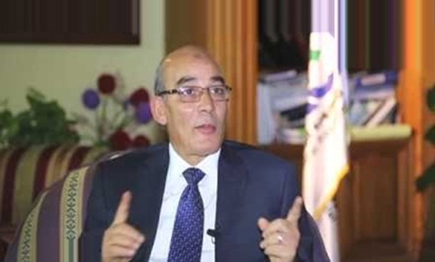   وزير الزراعة يتلقى تقريرا حول موقف الأسمدة بمحافظات القاهرة والدقهلية ودمياط