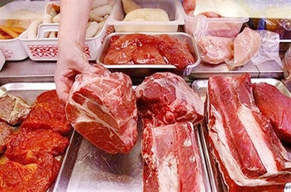   التموين: تخفيض أسعار اللحوم البرازيلية بمنافذ القابضة للصناعات الغذائية