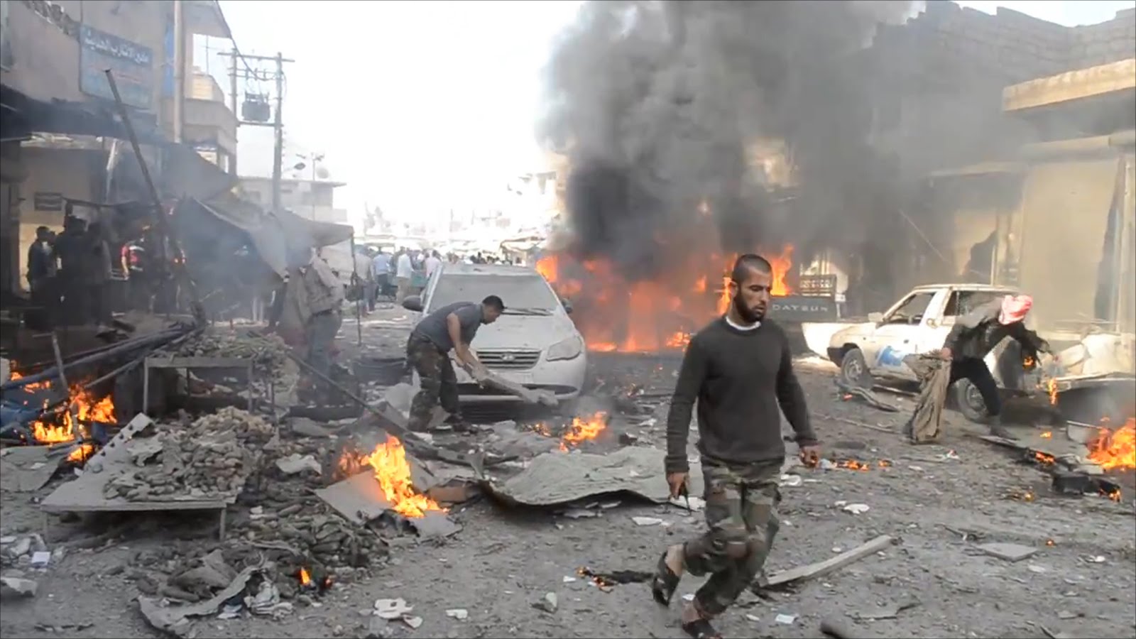   مقتل وإصابة 27 مدنيا في قصف للتحالف الدولي على مدينة الرقة السورية