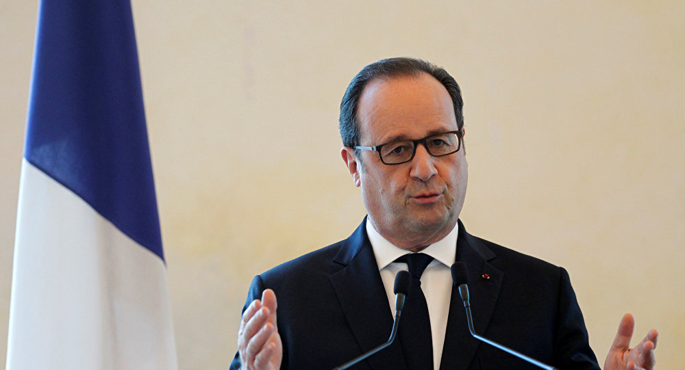   الرئيس الفرنسي يترأس الاجتماع الأخير قبل تسليم السلطة