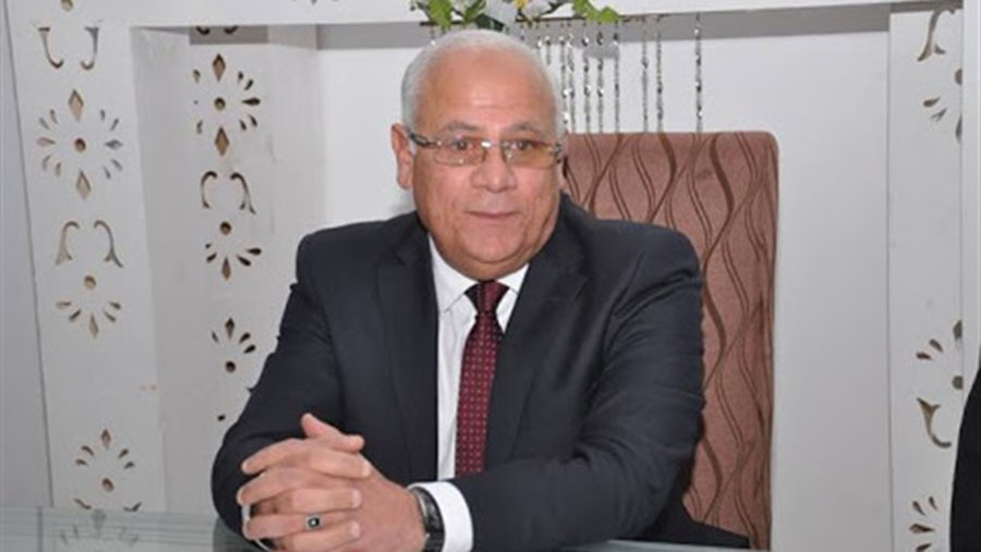   محافظ بورسعيد يتفقد عدد من لجان الشهادة الابتدائية والصف الثانى الثانوى