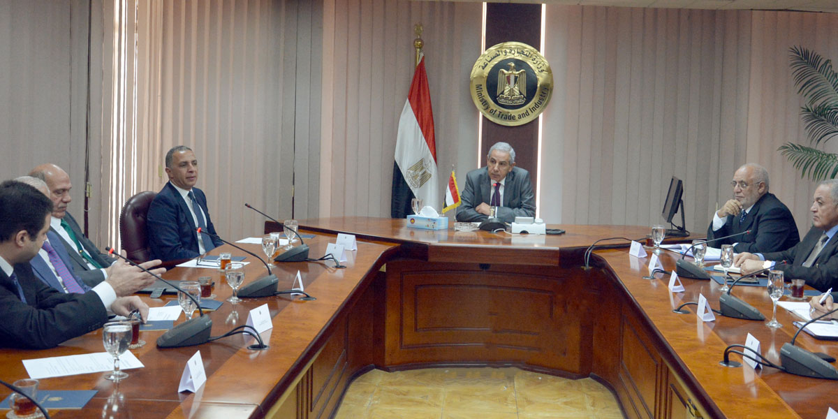    طارق قابيل : الوزارة حريصة على تنفيذ قانون " 5 " بنسبة %15