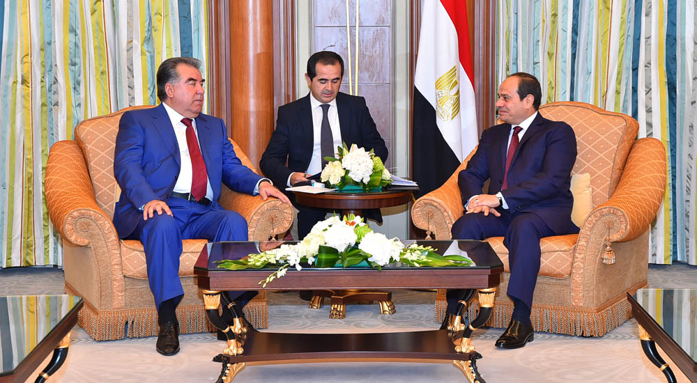   الرئيس عبد الفتاح السيسي يؤكد اهتمام مصر بتطوير العلاقات الثنائية مع طاجيكستان