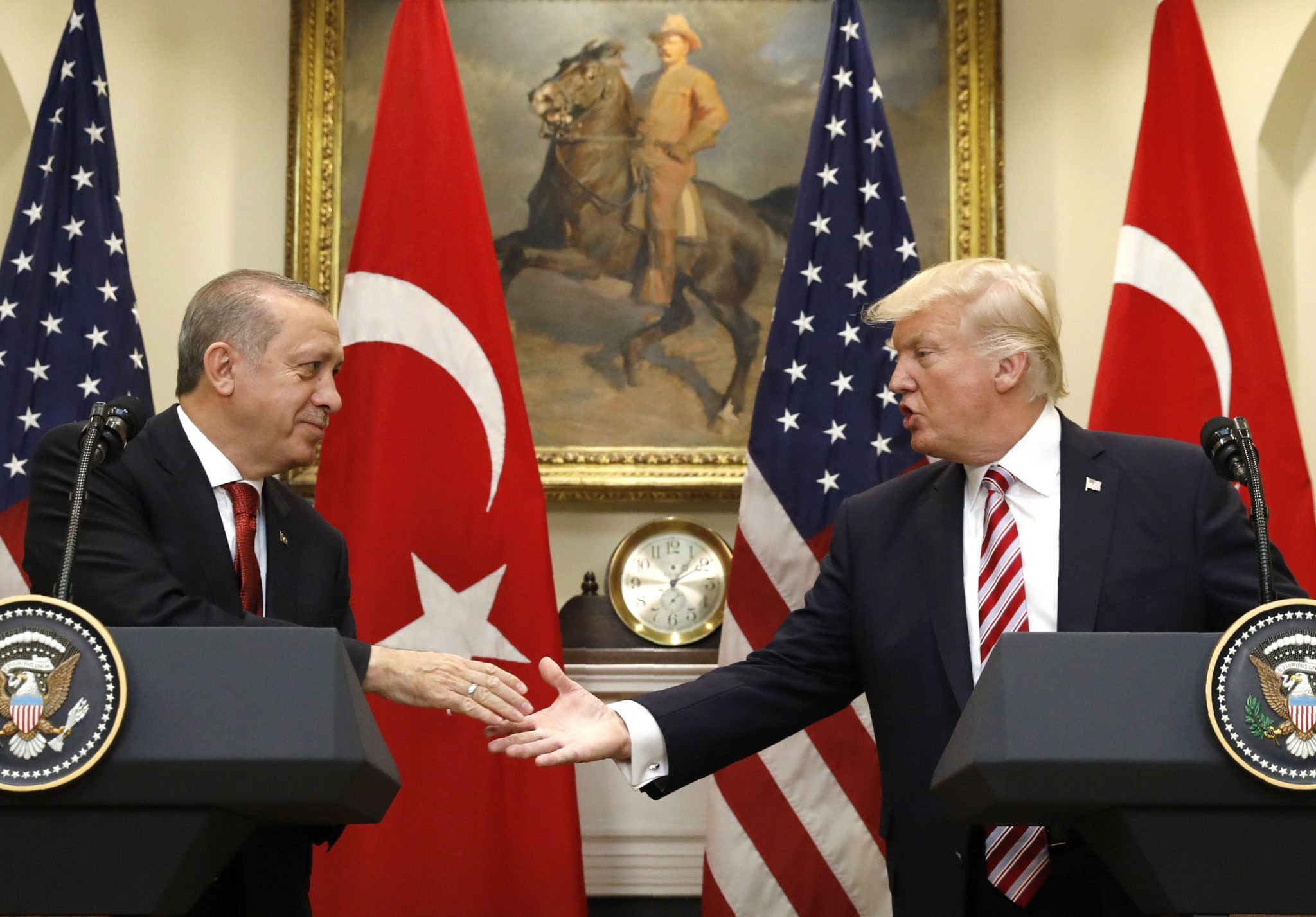   تركيا تستدعى السفير الأمريكى فى إسطنبول