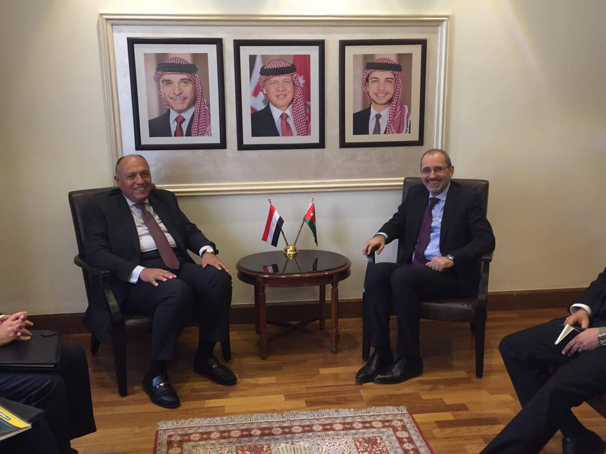   وزير الخارجية يعقد جلسة مشاورات مع نظيره الأردنى