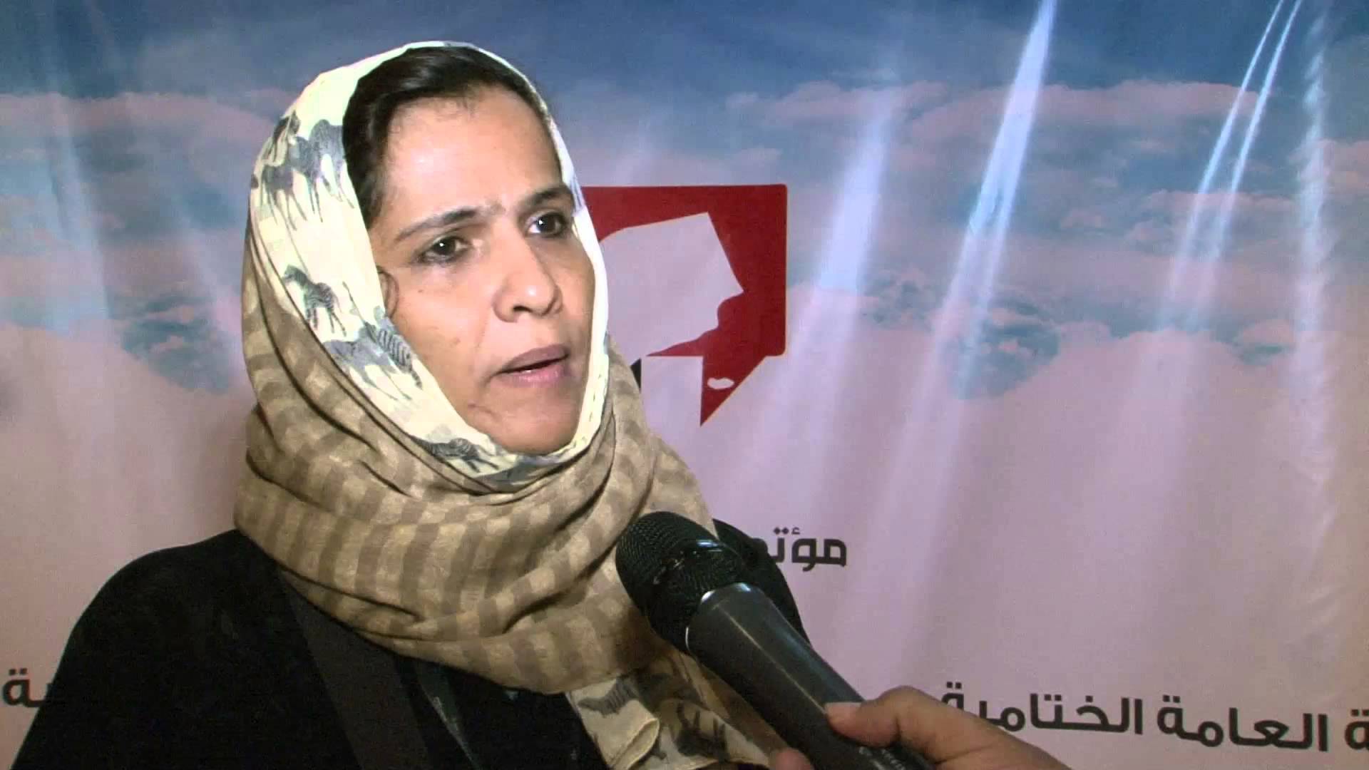   وزيرة حقوق الإنسان في صنعاء تستقيل بعد اعتداء الحوثيين عليها