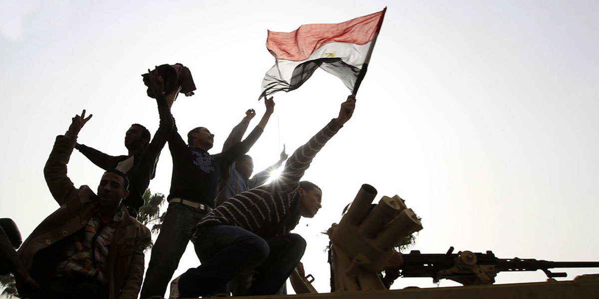     أحمد الغرباوى يكتب: مصر فى حاجة لِكَىّ تفرح