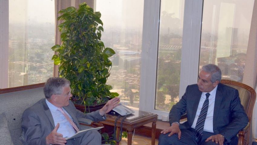   وزير التجارة يبحث مع سفير ألمانيا بالقاهرة سبل تعزيز التعاون الثنائي