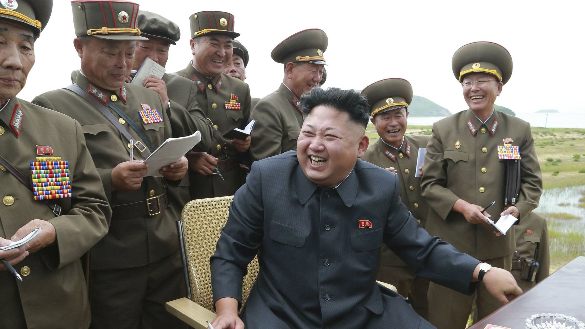   كوريا الشمالية تعلن نجاحها في إطلاق صاروخ متوسط - طويل المدى أرض - أرض