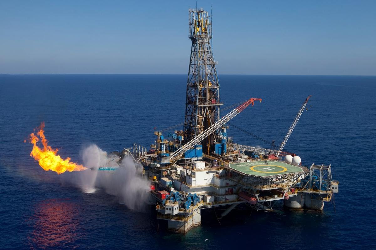   السيسى يفتتح أكبر حقول الغاز فى البحر المتوسط