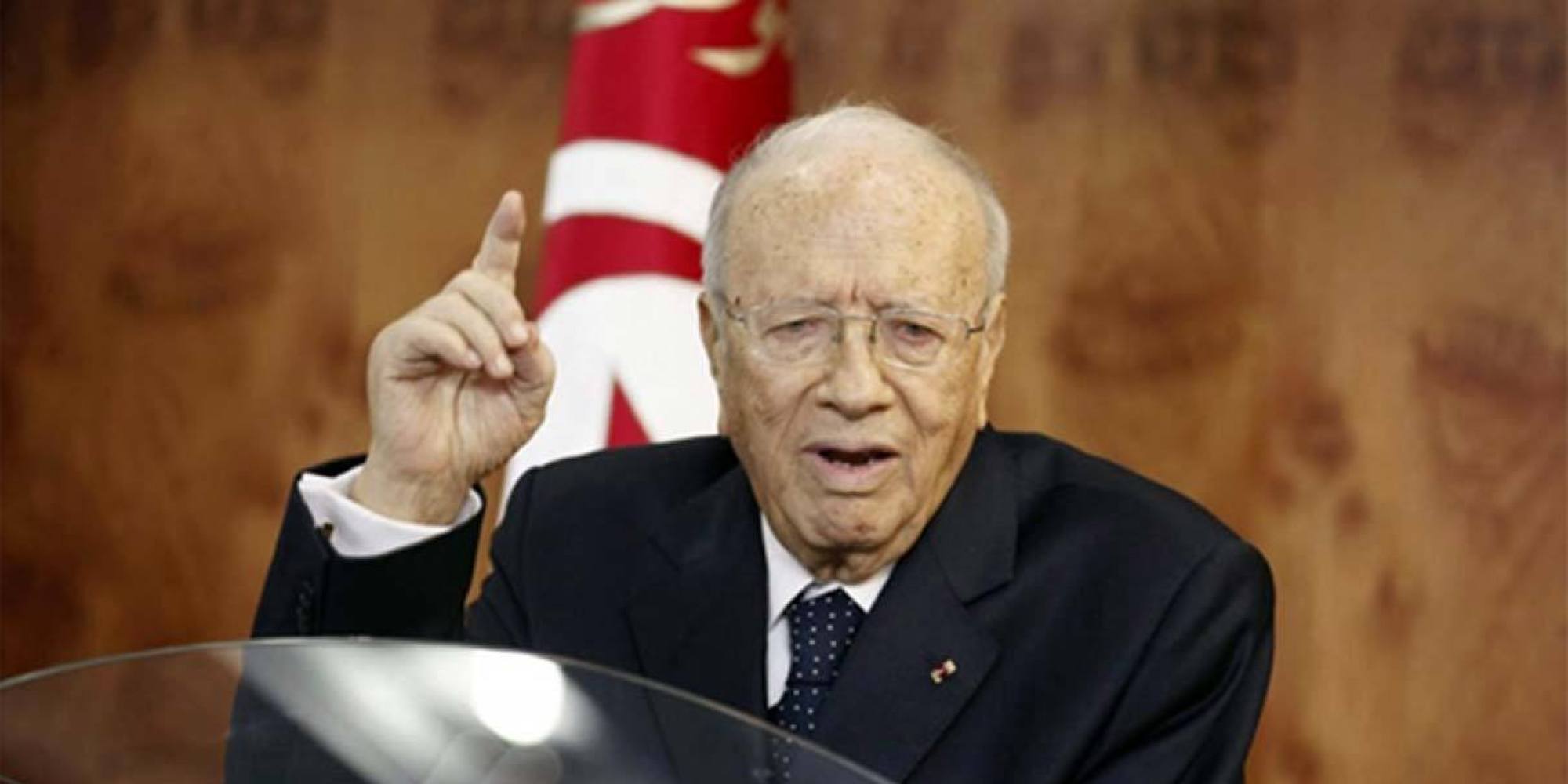   الرئيس التونسي يمدد حالة الطوارئ لمدة شهر