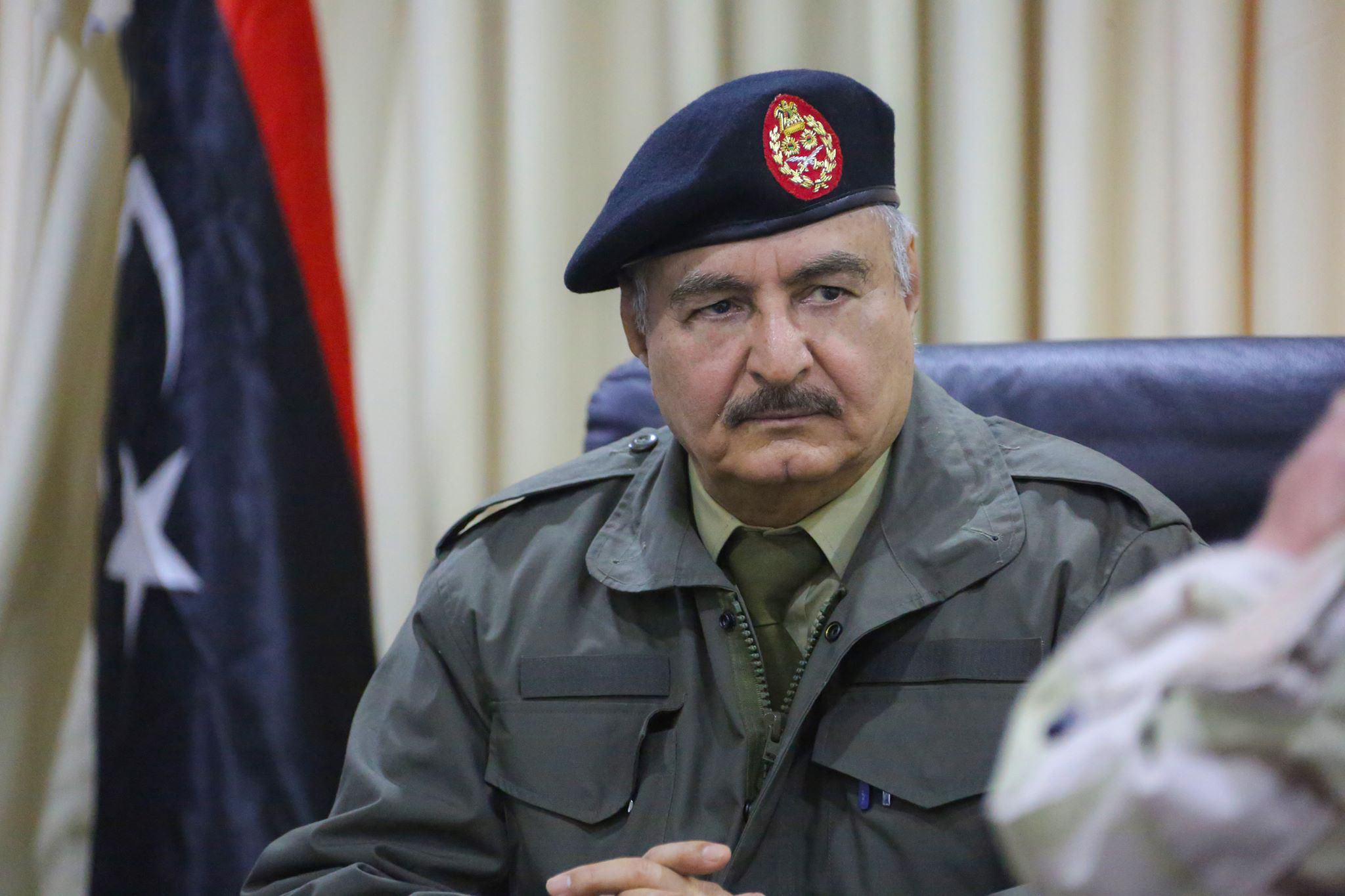   قيادة الجيش الليبى: تركيا لم ولن تتوقف عن تصدير شحنات الأسلحة إلى ليبيا