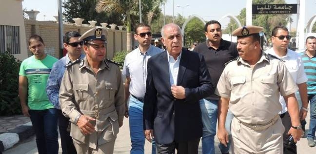   مدير الأمن يقوم بجولة تفقدية للمواقع الشرطية بمدينة المنيا