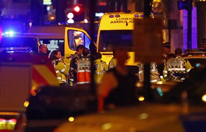   إصابة 5 مسلمين خلال احتفال بعيد الفطر إثر دهسهم بسيارة في «نيوكاسل» البريطانية