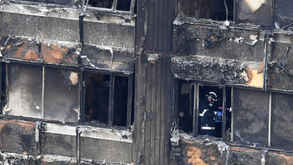 ارتفاع عدد قتلى "حريق لندن" إلى 70 شخصا