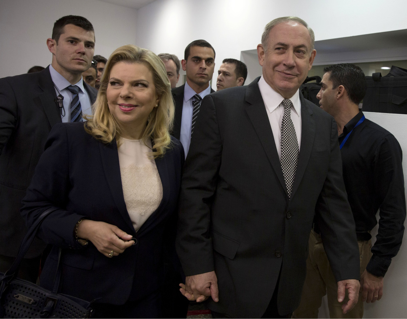   محكمة إسرائيلية تعاقب صحفي «فضح» نتنياهو وزوجته