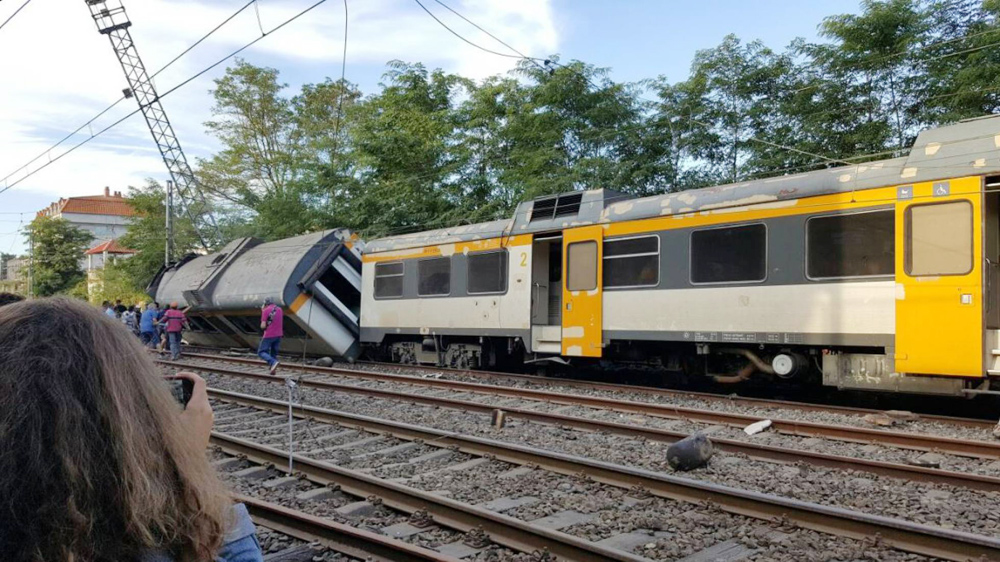   «السكك الحديدية»: خروج إحدى عجلات القطار عن القضبان ولا إصابات