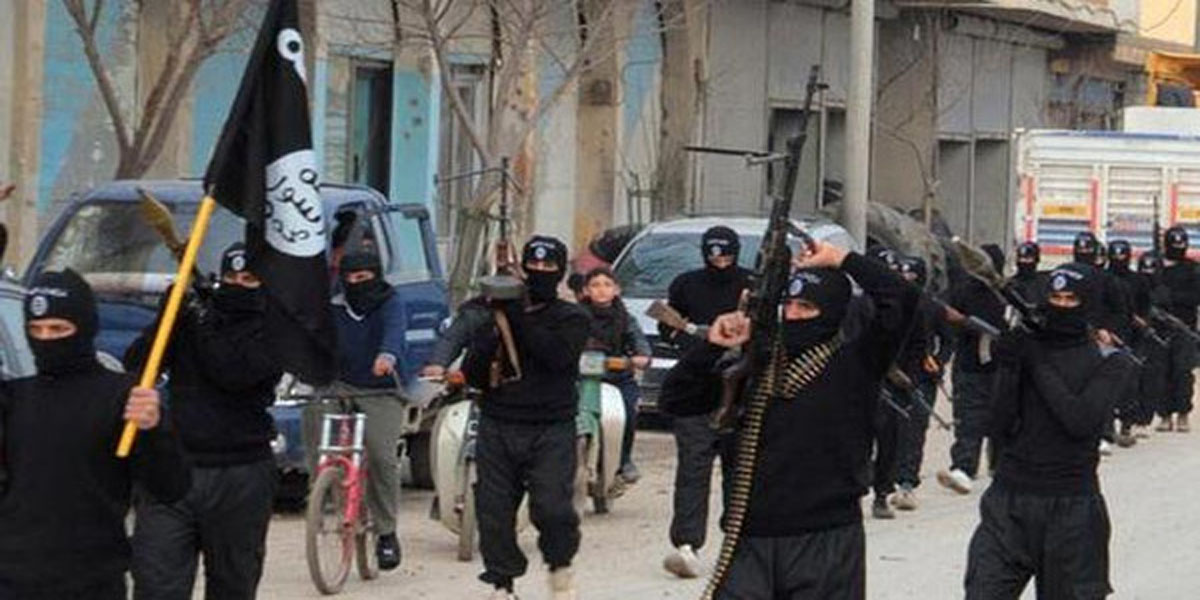  العثورعلى أنفاق يستخدمها داعش في تخزين الأسلحة بمدينة الرقة السورية
