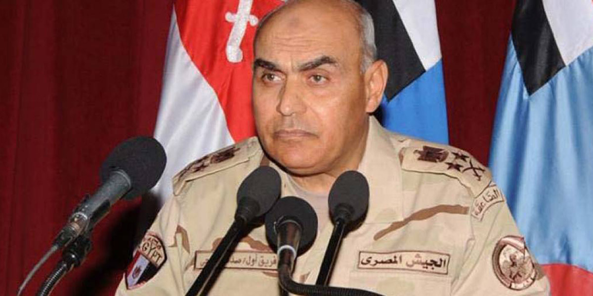   وزير الدفاع يزور مصابى العمليات الإرهابية من أبطال القوات المسلحة