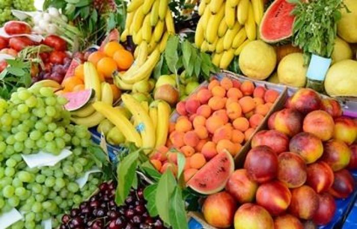   أسعار الفاكهة بسوق العبور