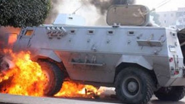   أ ش أ: استشهاد 2 وإصابة 9 مجندين إثر انفجار عبوة ناسفة بمدرعة شرطة بالعريش