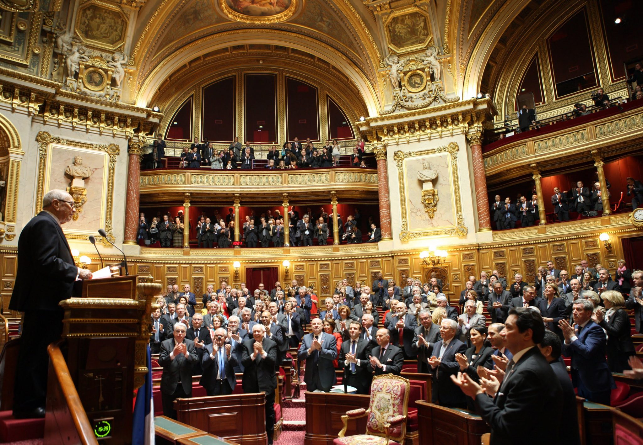   مجلس الشيوخ الفرنسي يقر مشروع قانون مكافحة الارهاب