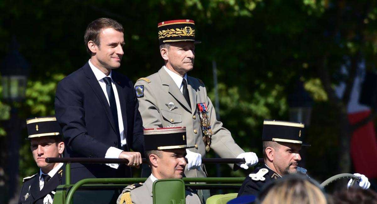   ماكرون يقبل استقالة رئيس أركان الجيوش الفرنسية