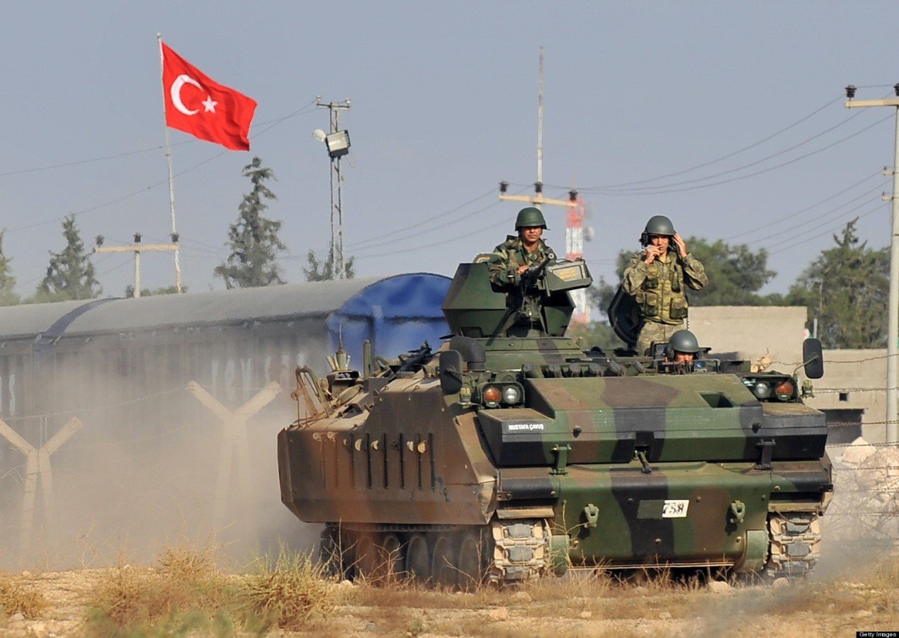   الجيش التركي يقصف مواقع لقوات سوريا الديمقراطية قرب «عفرين»