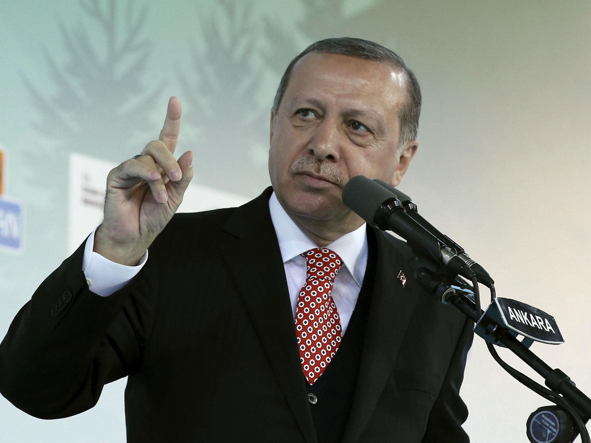   أردوغان يتوعد برد عسكرى على استفتاء كردستان