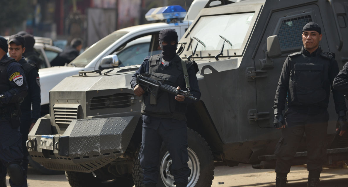   قوات الأمن المصري تمشط الظهير الصحراوي الغربي للقضاء على العناصر التكفيرية نهائياً