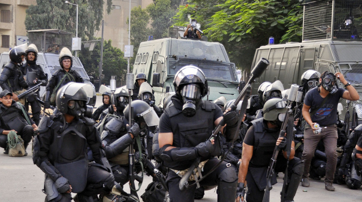   «مدير أمن القاهرة»: تكثيف التواجد الأمنى بمحيط الكنائس وميادين ومحاور العاصمة الرئيسية