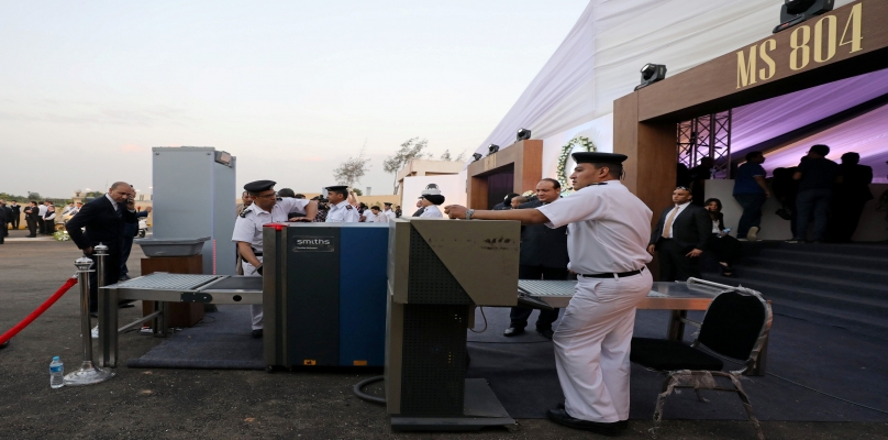   مطار القاهرة: تغيير أجهزة فحص الحقائب بمبنى «3»