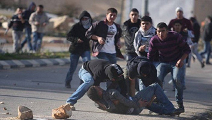   الاحتلال الإسرائيلي يصيب فلسطينيا بالرصاص المطاطي بالرأس في اقتحام قرية كوبر شمال رام الله