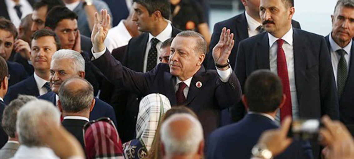   وسط أجواء من الكراهية والتحفز.. حزب أردوغان يحتفل بذكرى تأسيسه