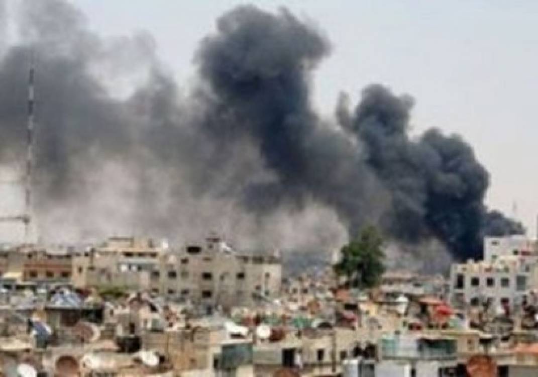 مقتل 3 عناصر من داعش فى قصف للتحالف الدولى بدير الزور