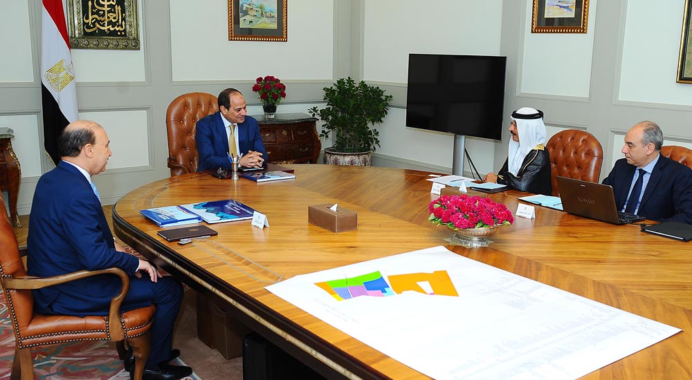   بالصور| الرئيس يجتمع مع مجموعة موانئ دبي.. ويوافق على إنشاء شركة لتنفيذ مشروعات فى منطقة قناة السويس